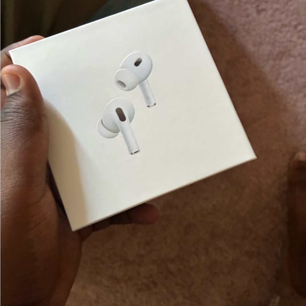 Apple White Earbud Headphones
